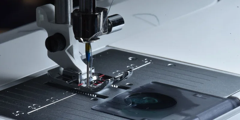 Sewing Machine Needles: Sizes, Points, When to Change
